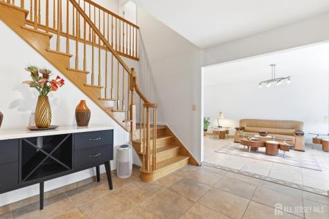 43 Scarlet Drive Sayreville NJ 08859