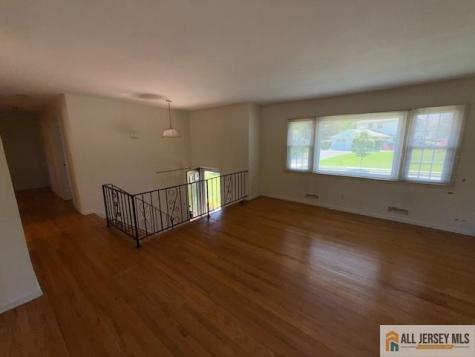 6 Greenbrae Court East Brunswick NJ 08816