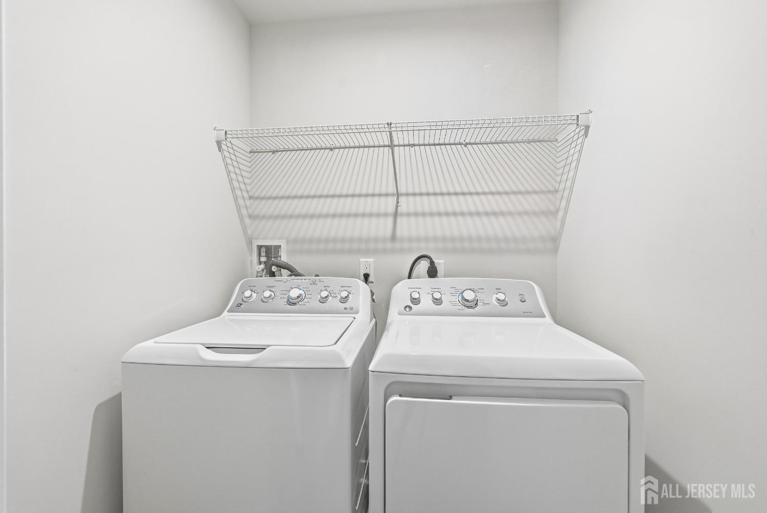 19 Kiln Drive Aberdeen NJ 07721