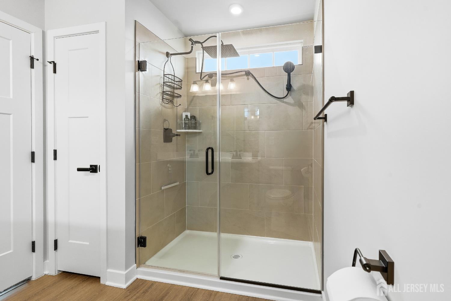 19 Kiln Drive Aberdeen NJ 07721