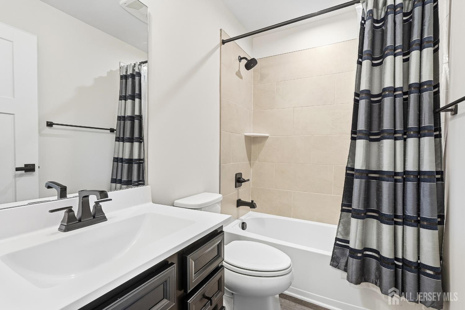 19 Kiln Drive Aberdeen NJ 07721