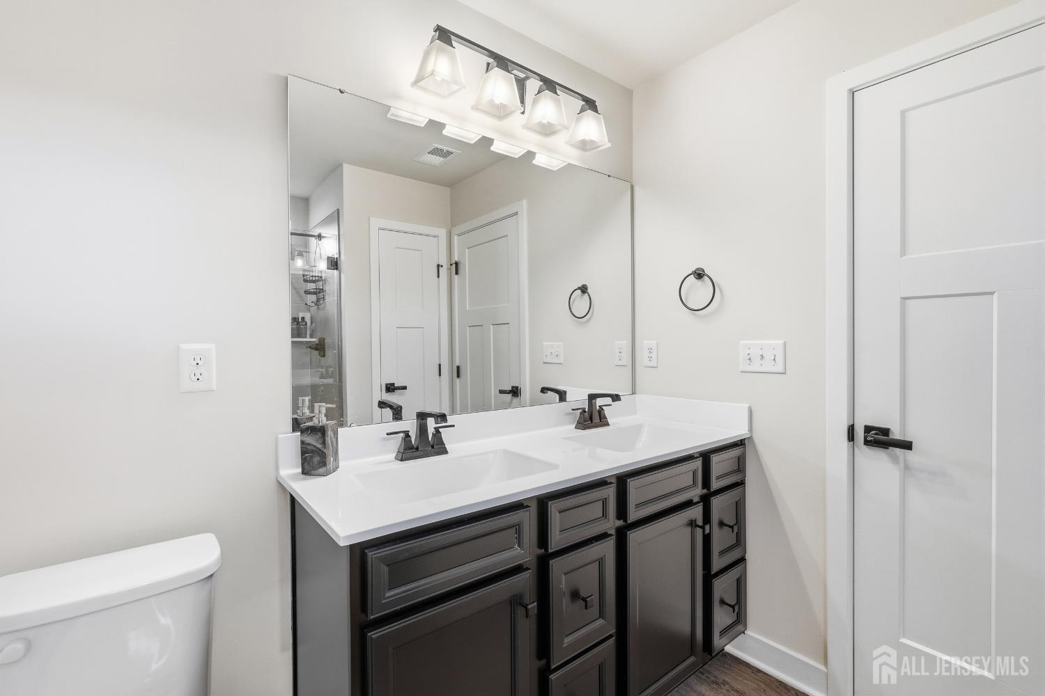 19 Kiln Drive Aberdeen NJ 07721