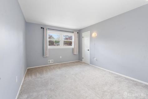431 Brentwood Drive Piscataway NJ 08854