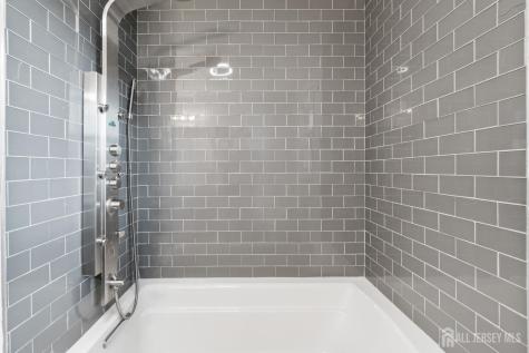 431 Brentwood Drive Piscataway NJ 08854