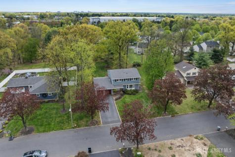 431 Brentwood Drive Piscataway NJ 08854