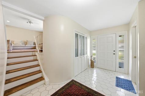 34 Ventnor Drive Edison NJ 08820