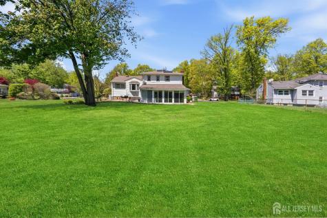34 Ventnor Drive Edison NJ 08820
