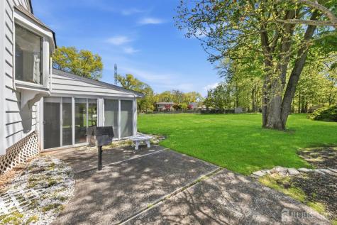34 Ventnor Drive Edison NJ 08820