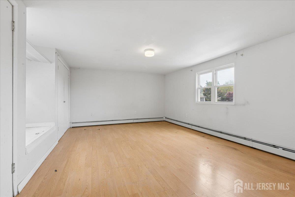 37 Hensler Lane Sayreville NJ 08872