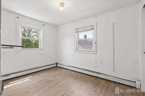 37 Hensler Lane Sayreville NJ 08872