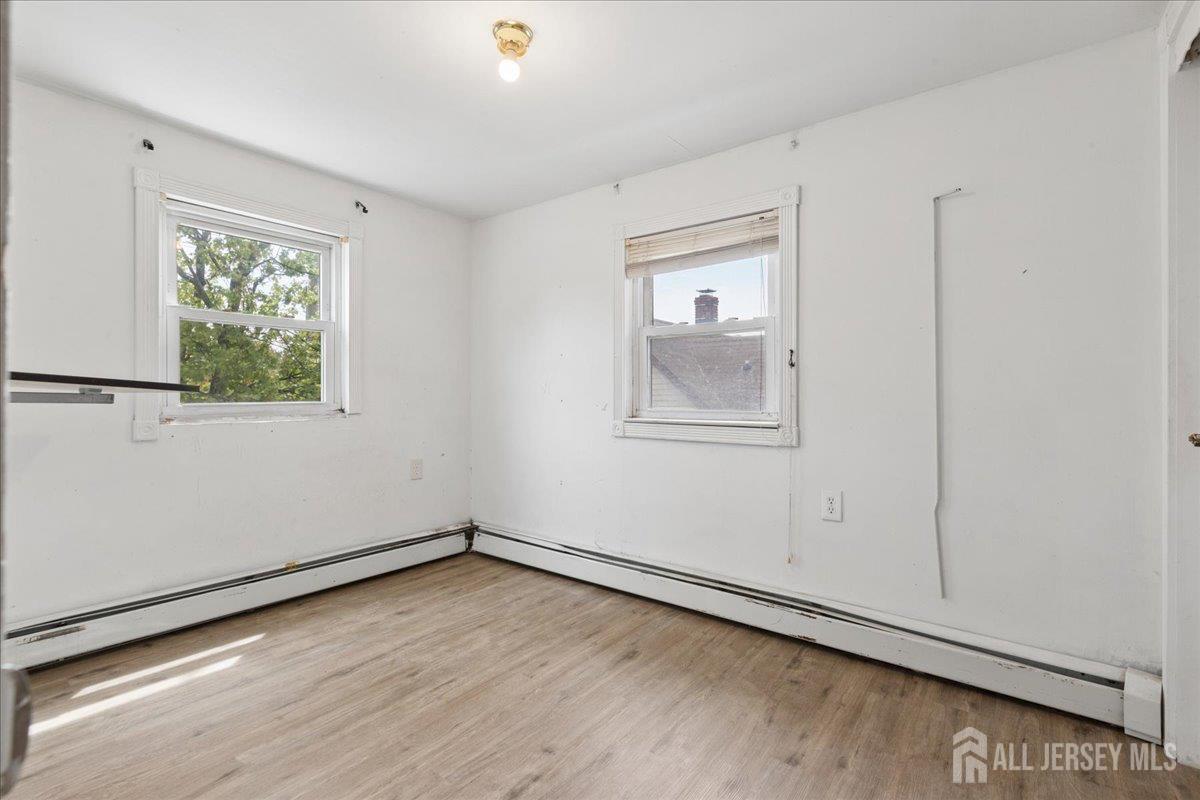 37 Hensler Lane Sayreville NJ 08872
