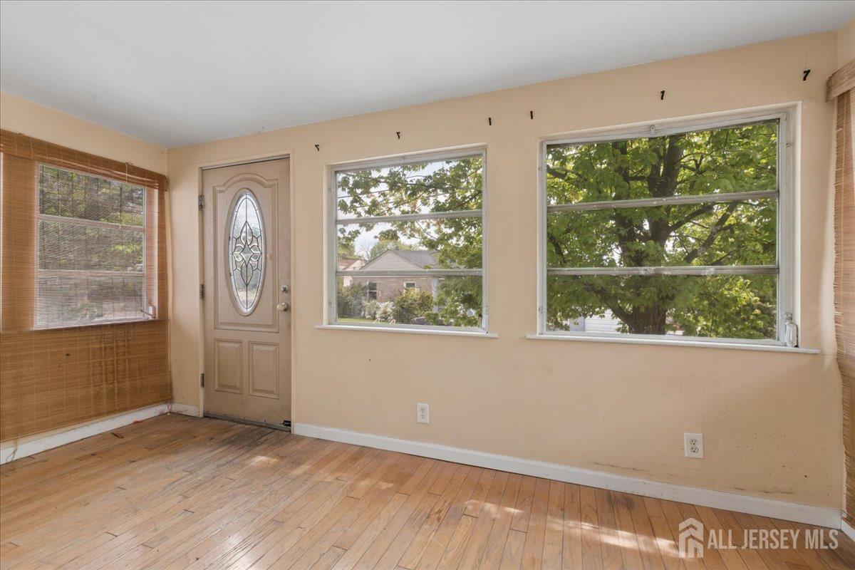 37 Hensler Lane Sayreville NJ 08872