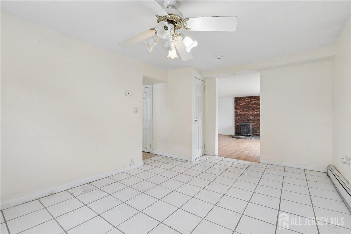 37 Hensler Lane Sayreville NJ 08872