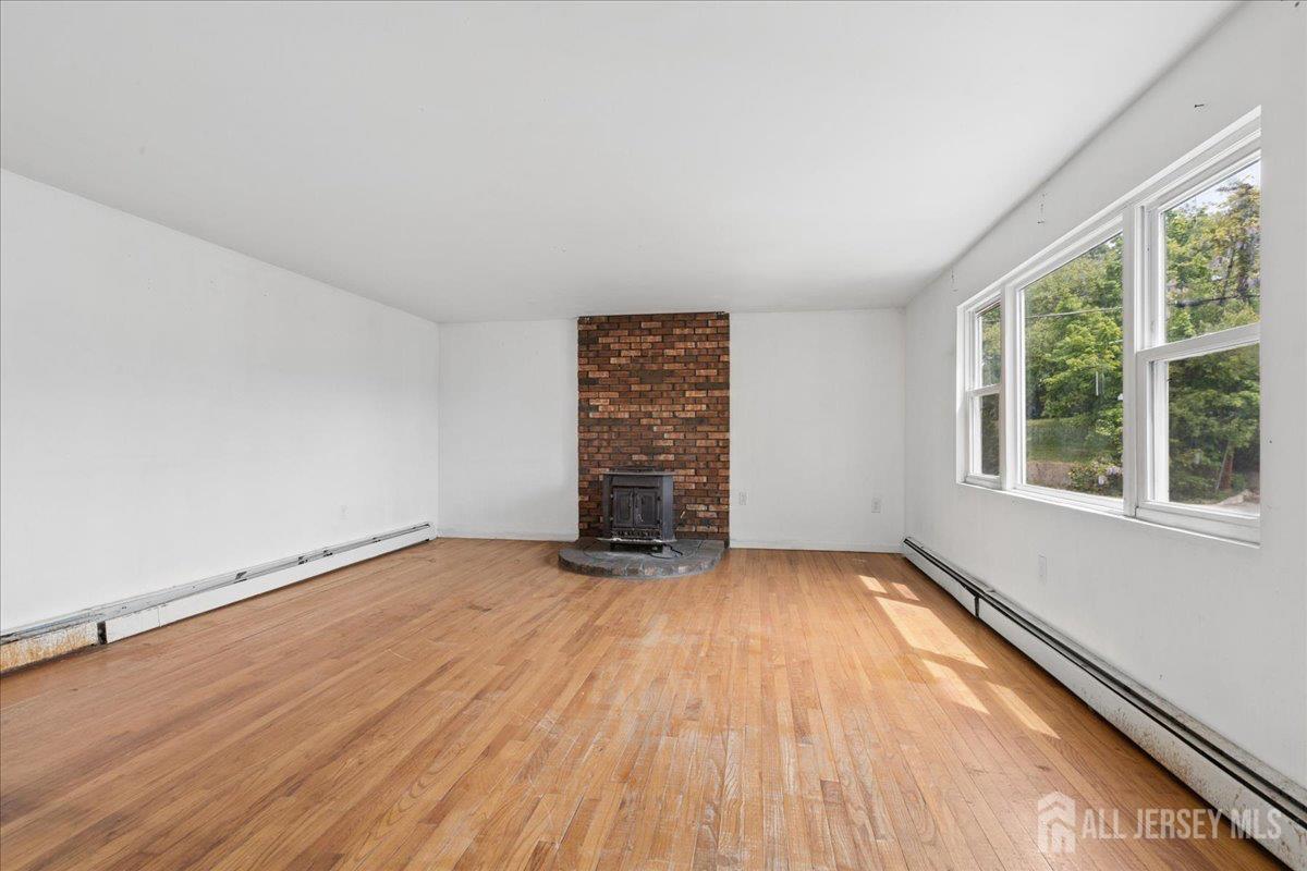 37 Hensler Lane Sayreville NJ 08872