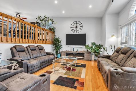 17 Heritage Drive Howell NJ 07731