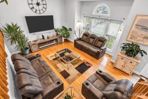17 Heritage Drive Howell NJ 07731