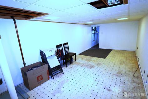 89 Oak Lane Edison NJ 08817