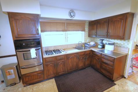 89 Oak Lane Edison NJ 08817