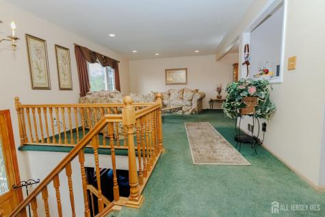 286 Harris Avenue Middlesex NJ 08846