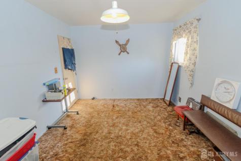 286 Harris Avenue Middlesex NJ 08846