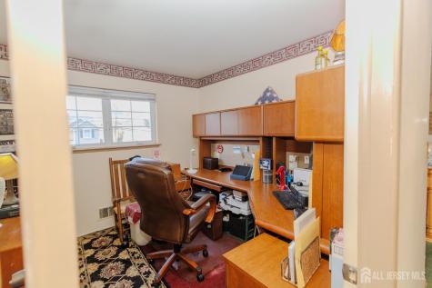 286 Harris Avenue Middlesex NJ 08846