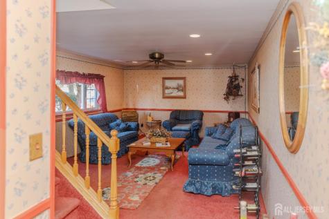 286 Harris Avenue Middlesex NJ 08846