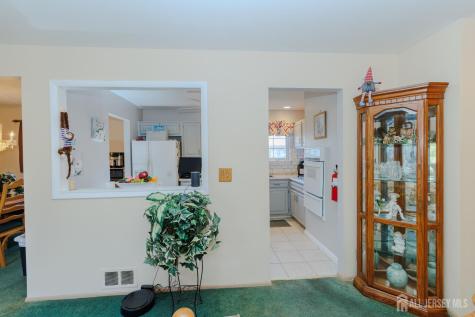 286 Harris Avenue Middlesex NJ 08846