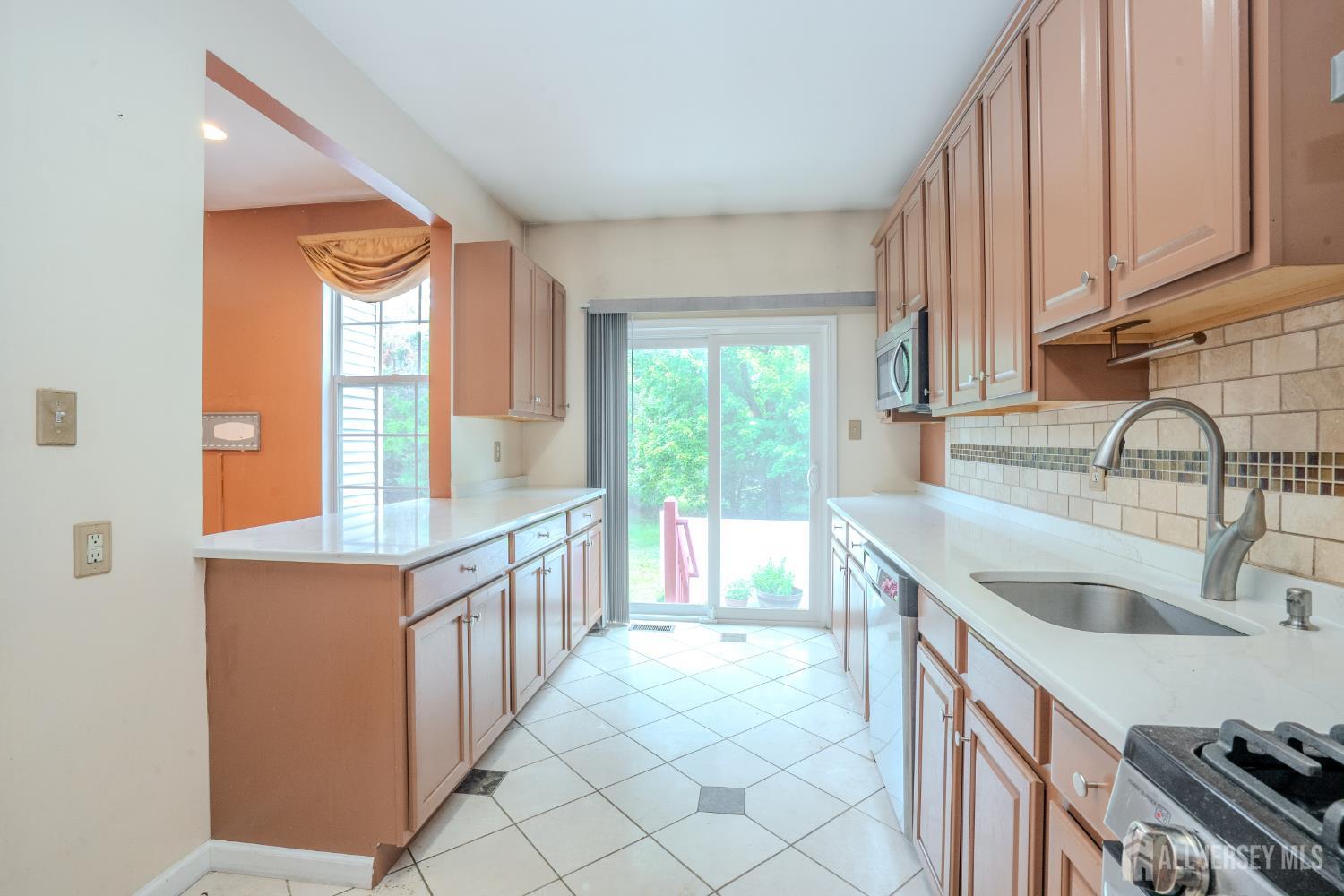 1604 Yarrow Circle South Brunswick NJ 08810