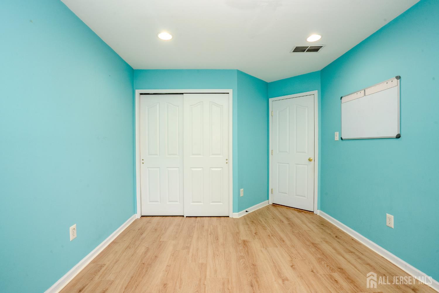 1604 Yarrow Circle South Brunswick NJ 08810