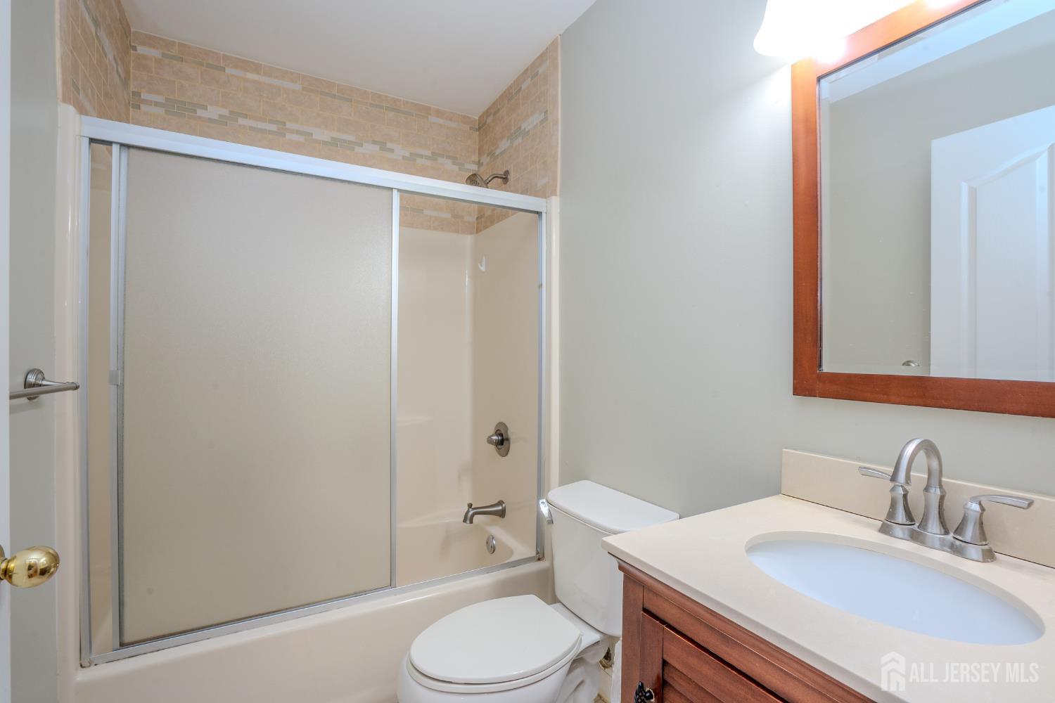 1604 Yarrow Circle South Brunswick NJ 08810