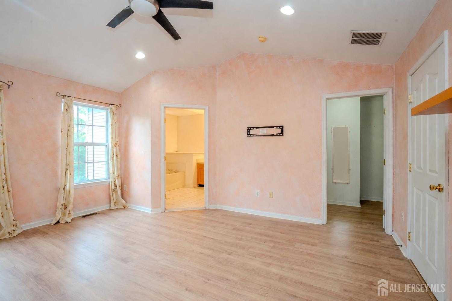 1604 Yarrow Circle South Brunswick NJ 08810
