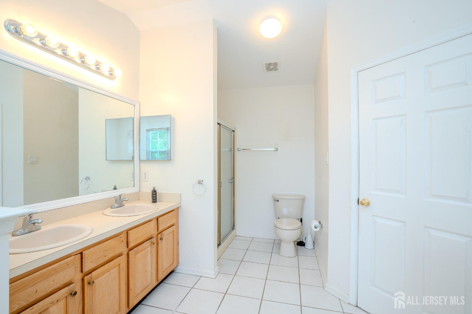 1604 Yarrow Circle South Brunswick NJ 08810