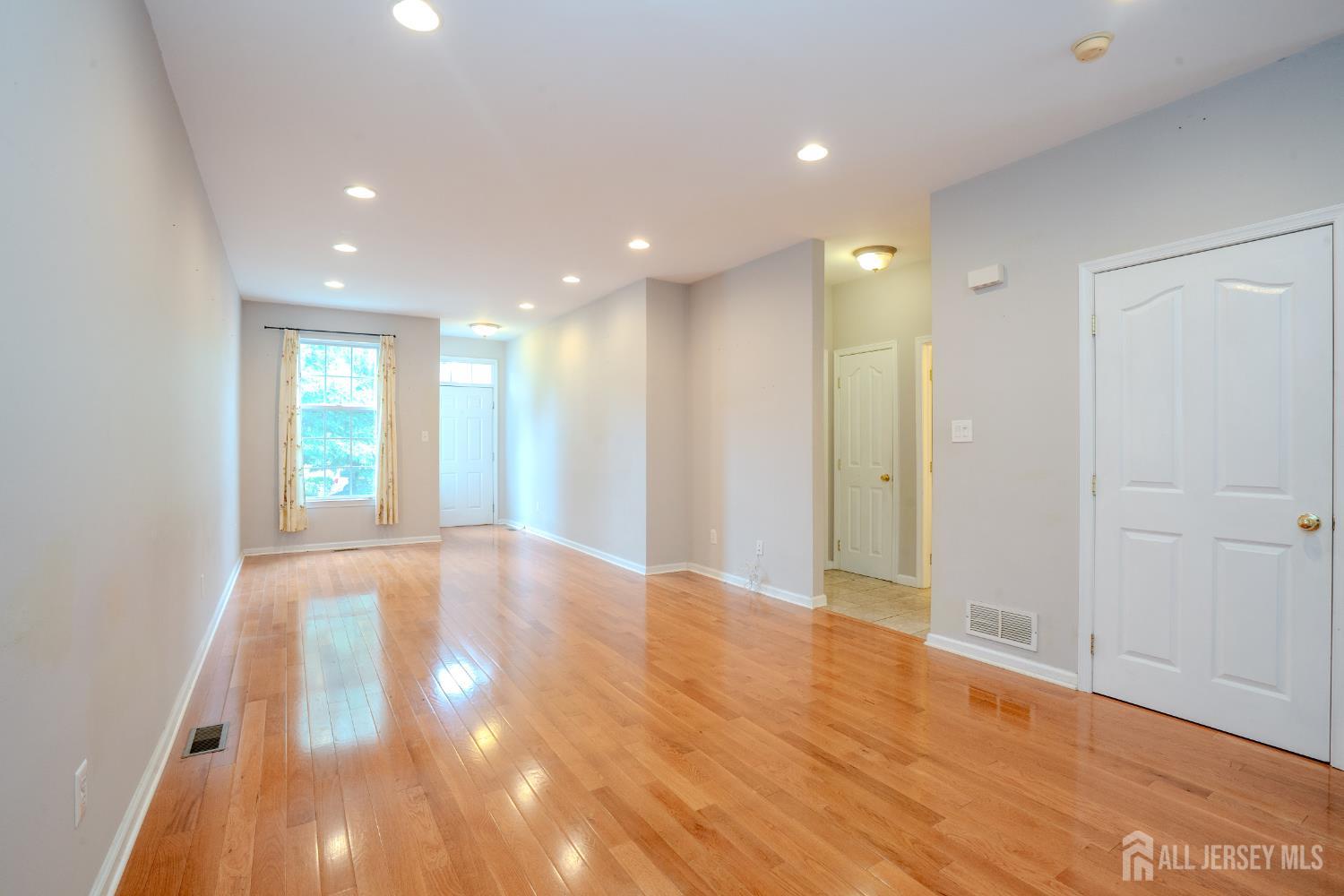 1604 Yarrow Circle South Brunswick NJ 08810