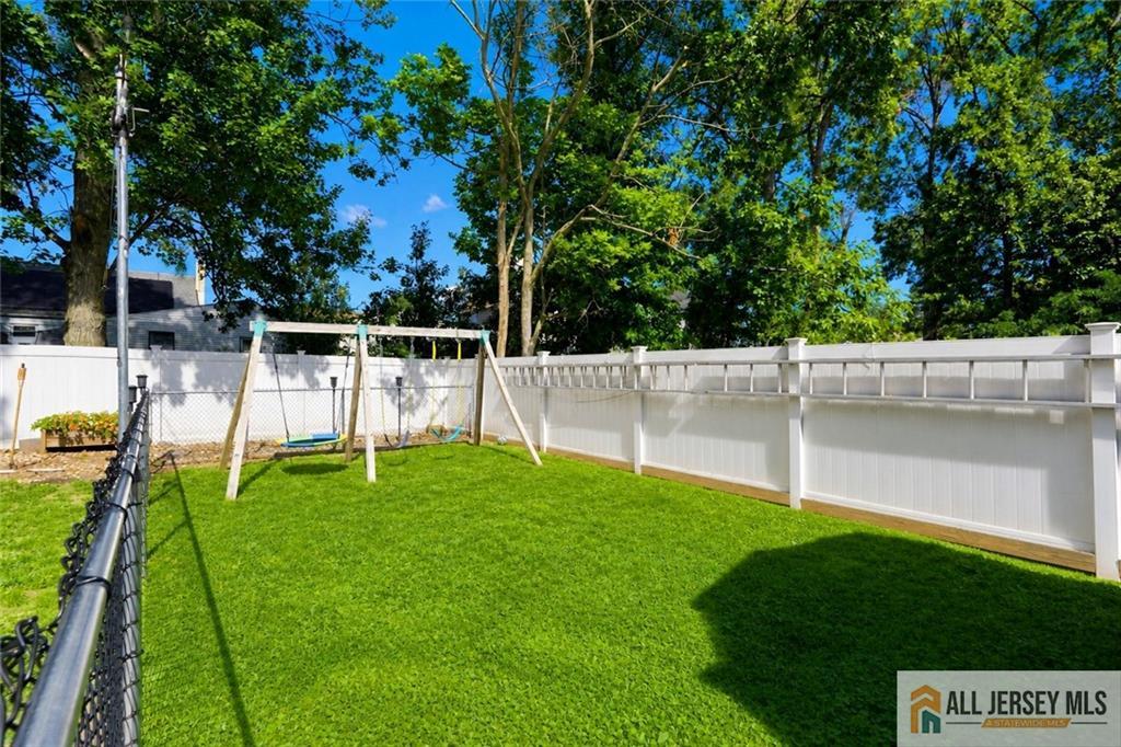 485 E Woodbridge Avenue Avenel NJ 07001