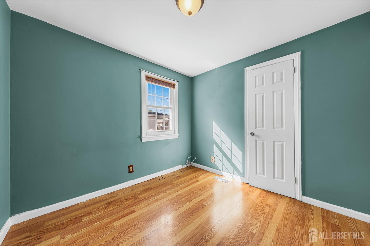 764 Carlock Avenue Perth Amboy NJ 08861