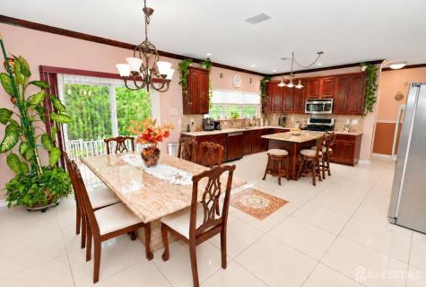 10 Sasha Court Old Bridge NJ 07747