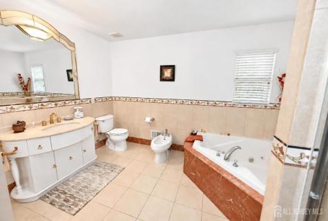 10 Sasha Court Old Bridge NJ 07747