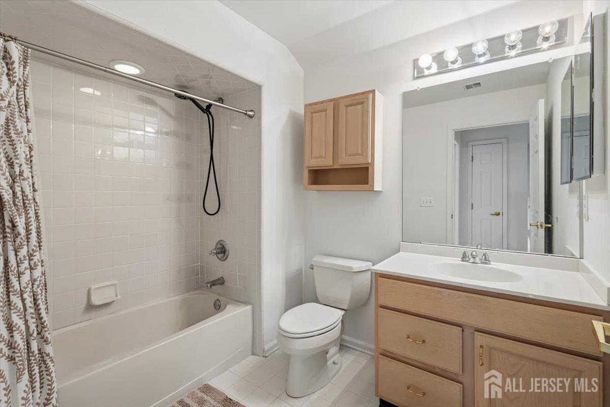 66 Harwood Road Monroe NJ 08831