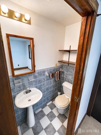 84 Orange Street Woodbridge Proper NJ 07095