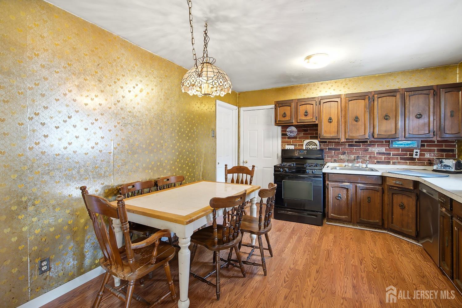 171 Princeton Road Parlin NJ 08859