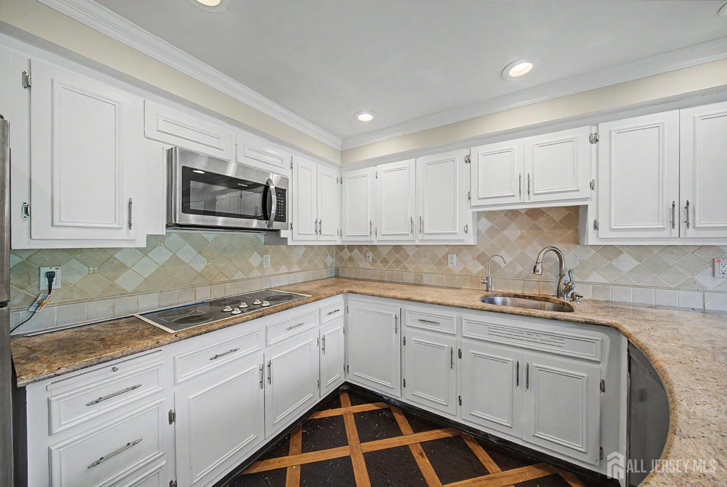 396 New Dover Road Colonia NJ 07067
