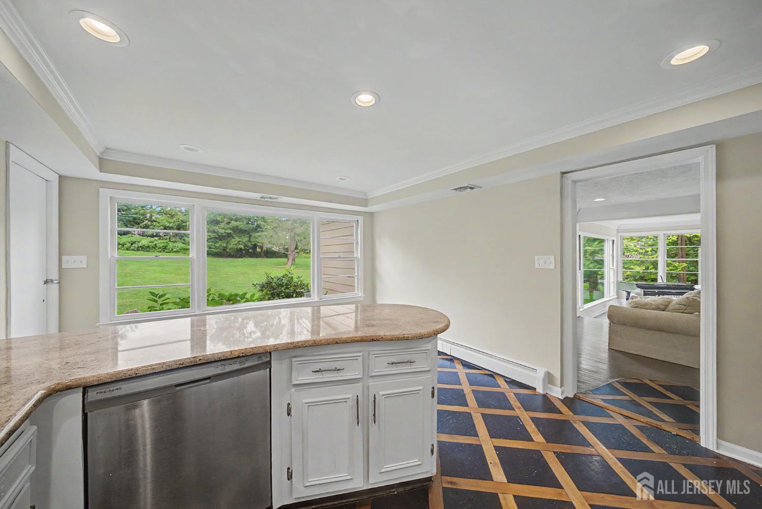 396 New Dover Road Colonia NJ 07067