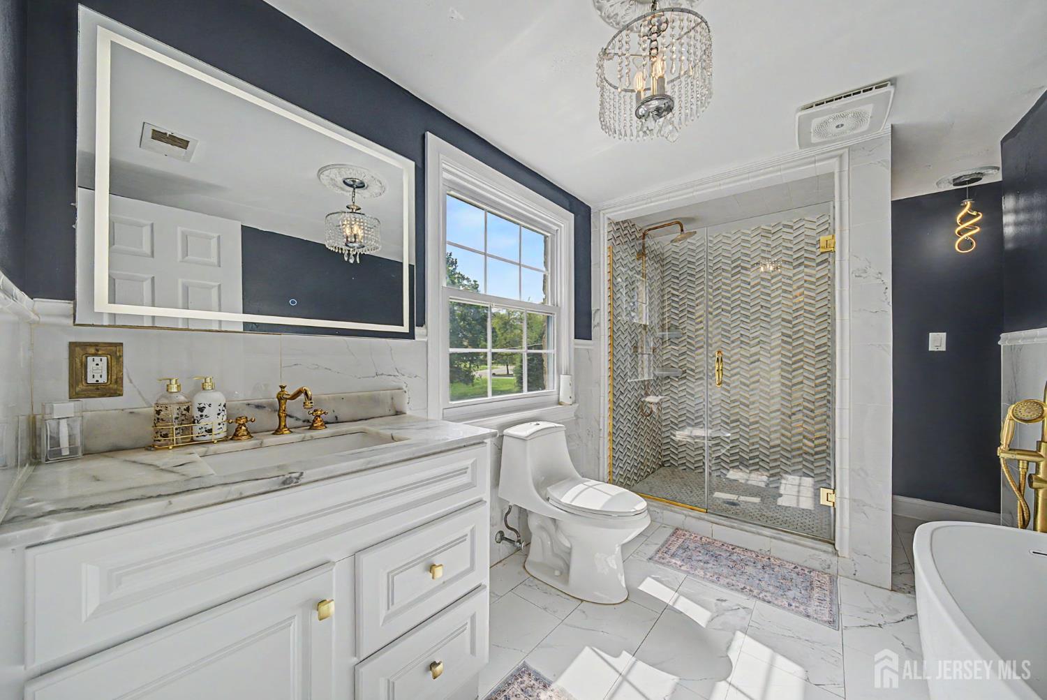 396 New Dover Road Colonia NJ 07067