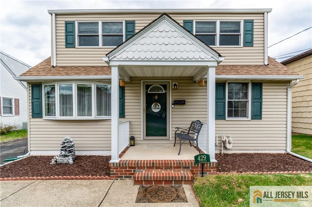 429 Edgeworth Street Middlesex NJ 08846