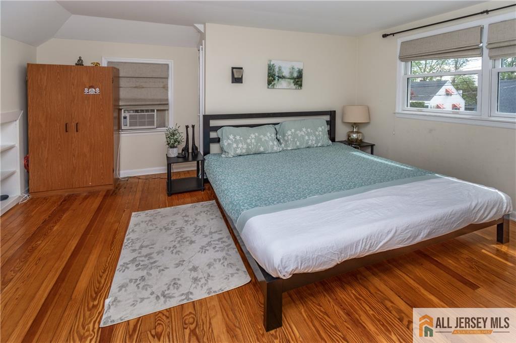 429 Edgeworth Street Middlesex NJ 08846