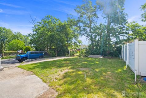 18 John Street Carteret NJ 07008