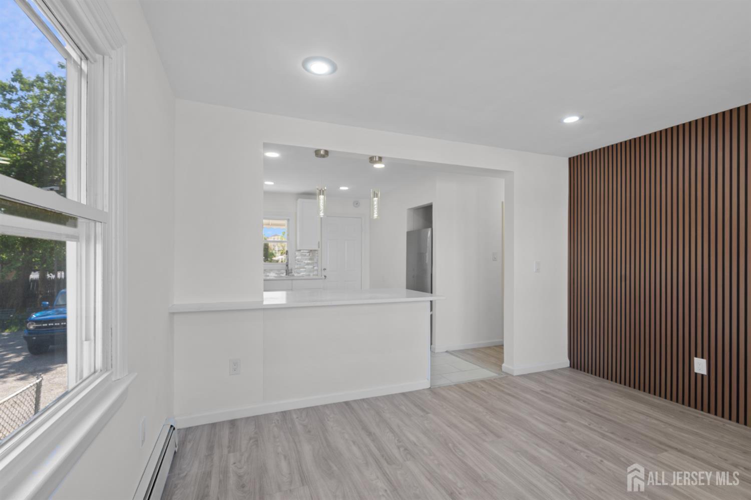 18 John Street Carteret NJ 07008