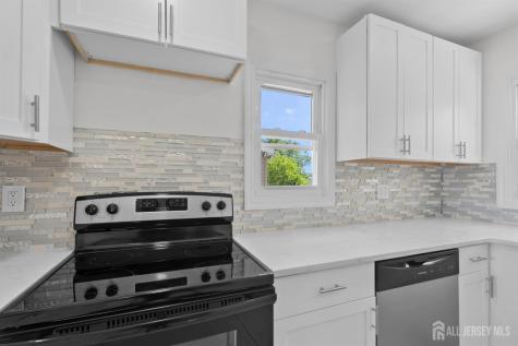 18 John Street Carteret NJ 07008