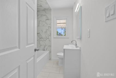 18 John Street Carteret NJ 07008