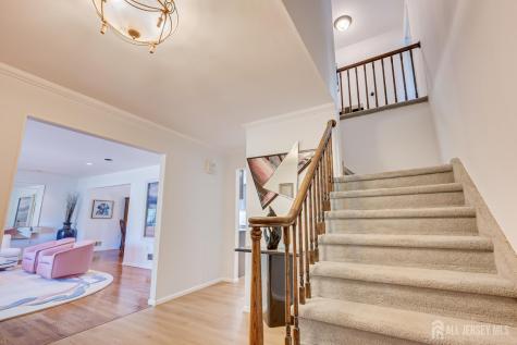 8 Woodmere Road North Brunswick NJ 08902